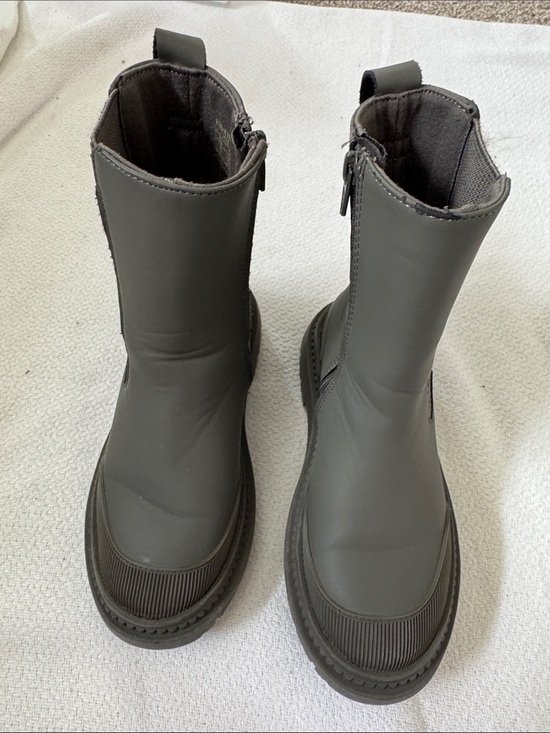 Zara Other - Zara Kids Dark Gray Pull-On Chelsea Boots